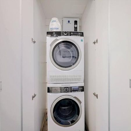 Tremont Smart 11 - A Kcm Property Кливланд Екстериор снимка