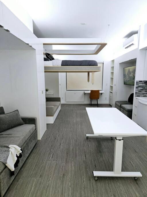 Tremont Smart 11 - A Kcm Property Кливланд Екстериор снимка