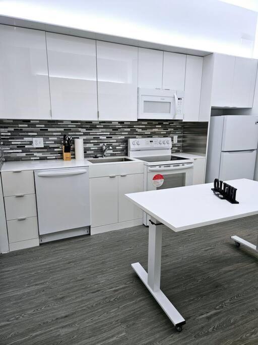 Tremont Smart 11 - A Kcm Property Кливланд Екстериор снимка