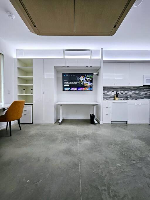Tremont Smart 11 - A Kcm Property Кливланд Екстериор снимка