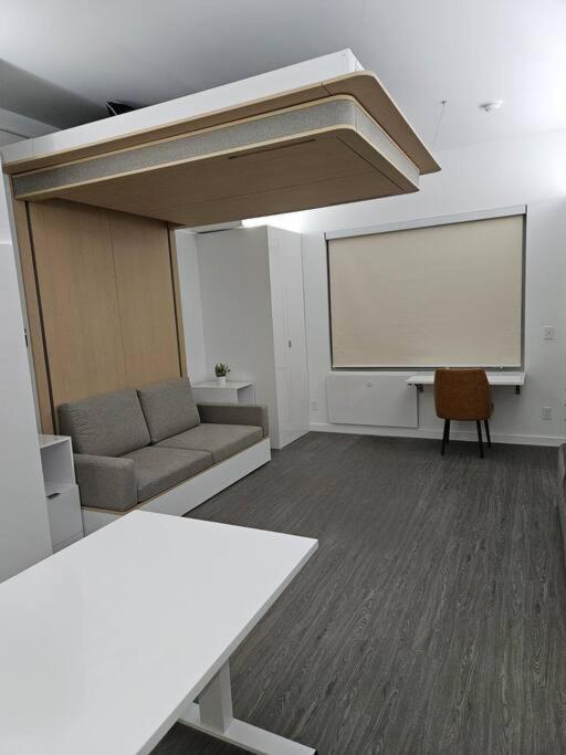 Tremont Smart 11 - A Kcm Property Кливланд Екстериор снимка